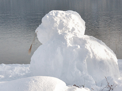 13januar_park_schneefigur.jpg